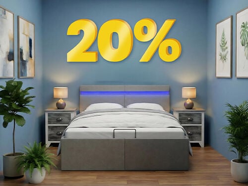 Bannerbilde med &laquo;20 %&raquo; rabatt i store gule 3D-tall over et moderne soverom med en gr&aring; seng, bl&aring; vegger og planter ved sengen. Klikk for &aring; se produktene i kolleksjonen.