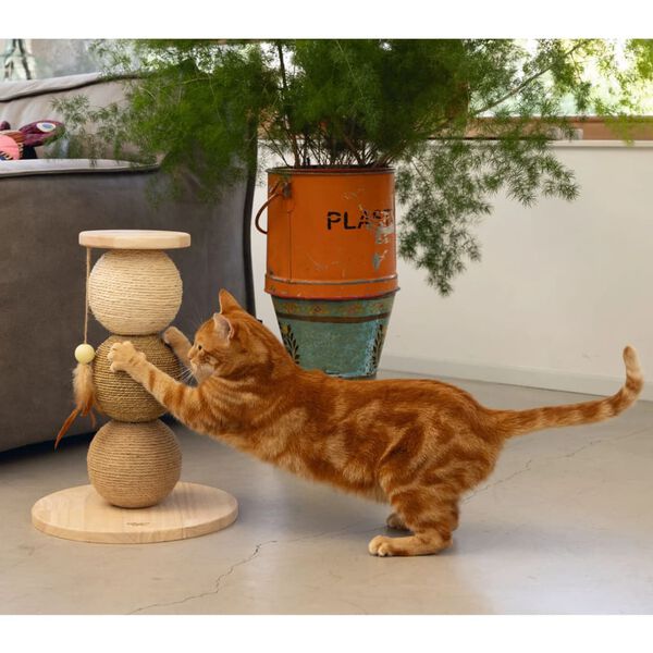 Designed by Lotte Kloreballer Elio 34x47,5 cm tre