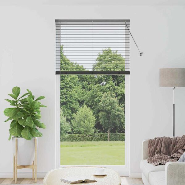 Viser 2 av 17 produktbilde(r)