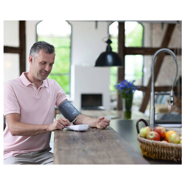 Medisana Blodtrykksm&aring;ler overarm med stemmefunksjon BU 535 Voice hvit