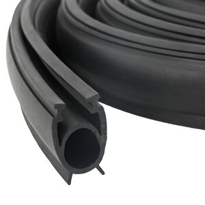 vidaXL Garasje D&oslash;r Tetning Svart 41 x 33 mm 2,5 m PVC