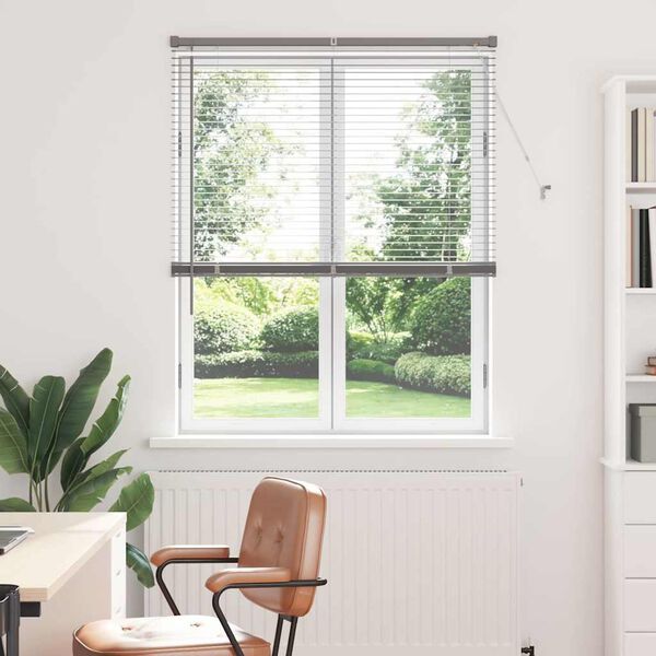 Viser 2 av 17 produktbilde(r)