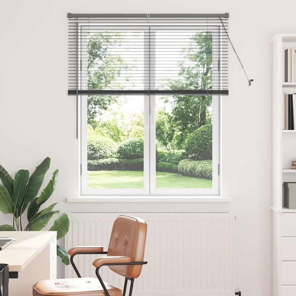 Viser 2 av 17 produktbilde(r)