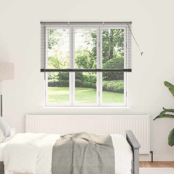 Viser 2 av 17 produktbilde(r)