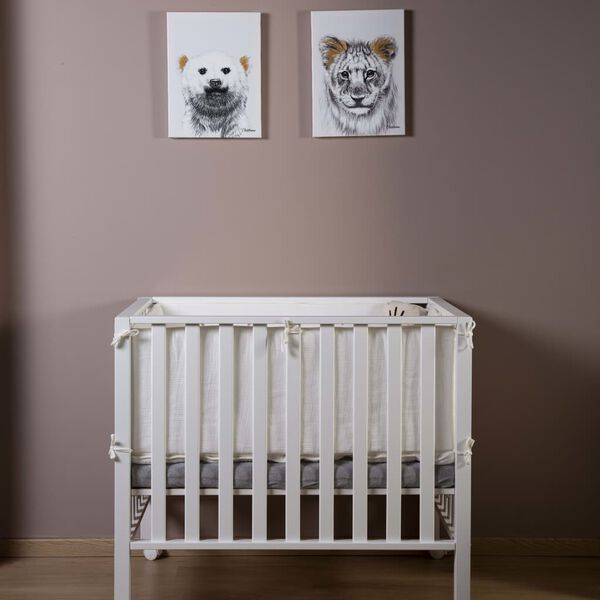 CHILDHOME L&oslash;ve oljemaleri i gull 30x40cm