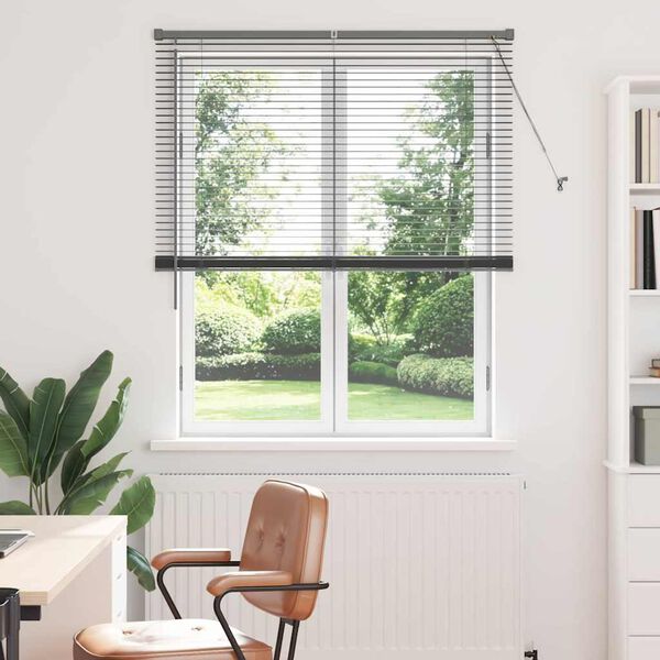 Viser 2 av 17 produktbilde(r)