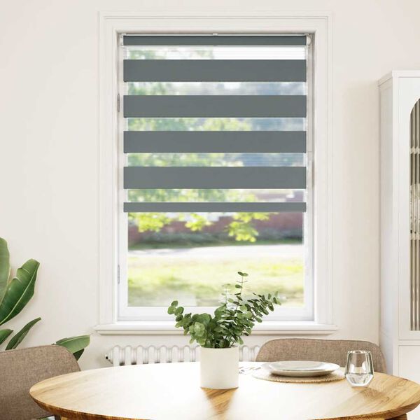 Viser 2 av 16 produktbilde(r)