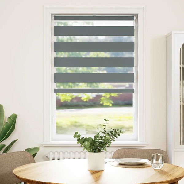 Viser 2 av 16 produktbilde(r)