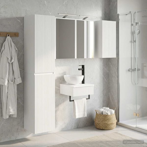 Viser 2 av 16 produktbilde(r)