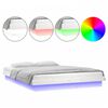 vidaXL Sengeramme med LED hvit 140x200 cm heltre