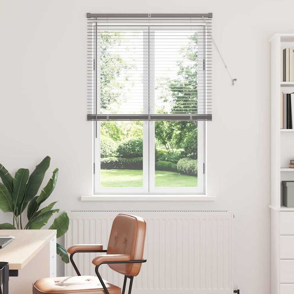 Viser 2 av 17 produktbilde(r)