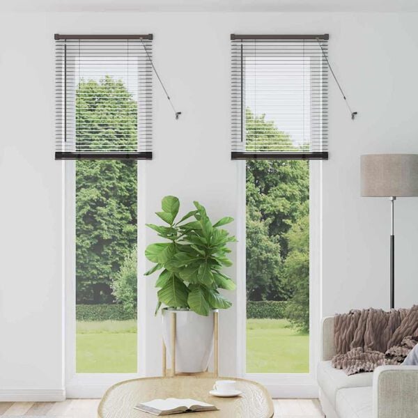 Viser 2 av 16 produktbilde(r)