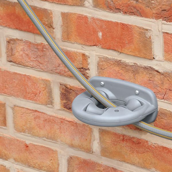 Hozelock Veggmontert slangetrommel 30 m med 15 m slange