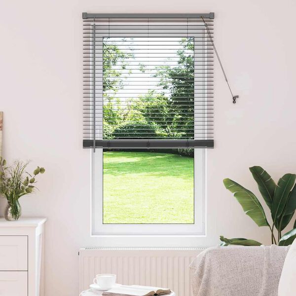 Viser 2 av 16 produktbilde(r)