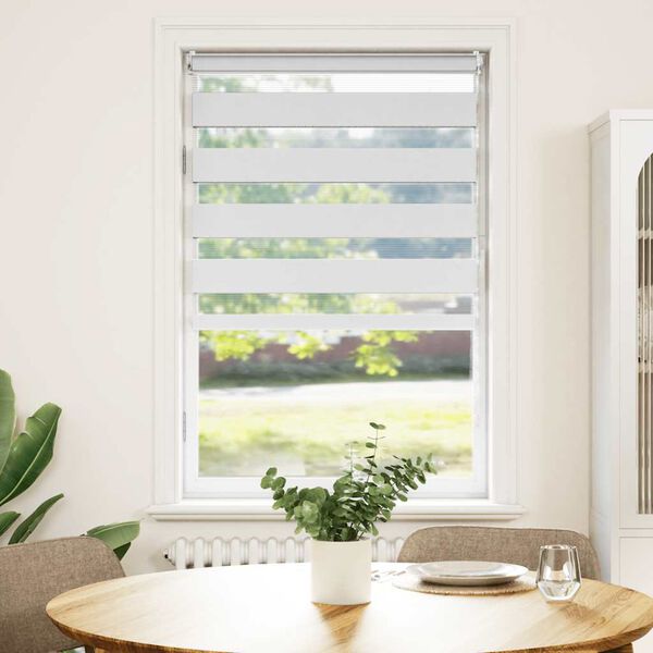 Viser 2 av 13 produktbilde(r)