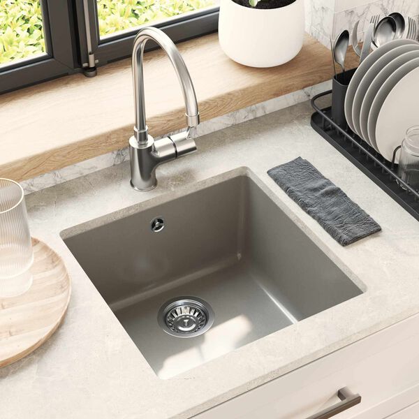 Viser 2 av 13 produktbilde(r)
