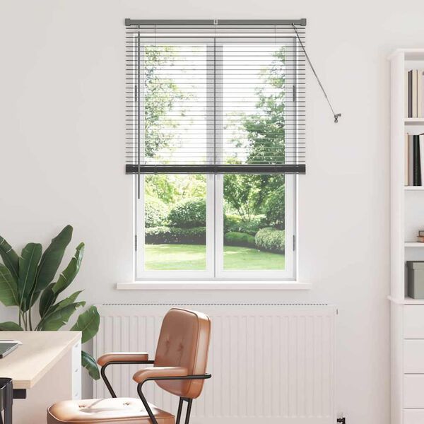 Viser 2 av 17 produktbilde(r)