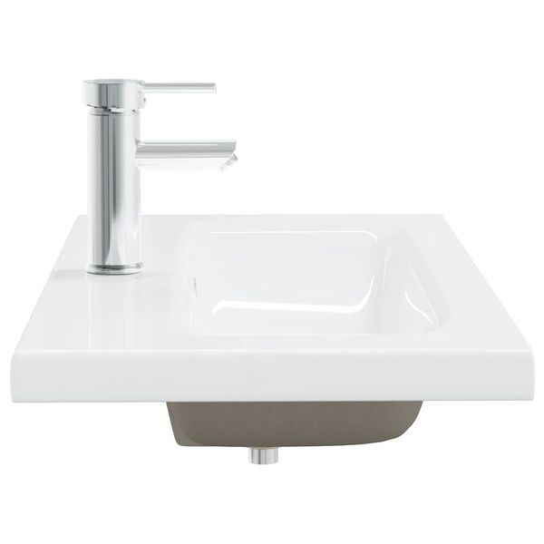 Viser 4 av 12 produktbilde(r)