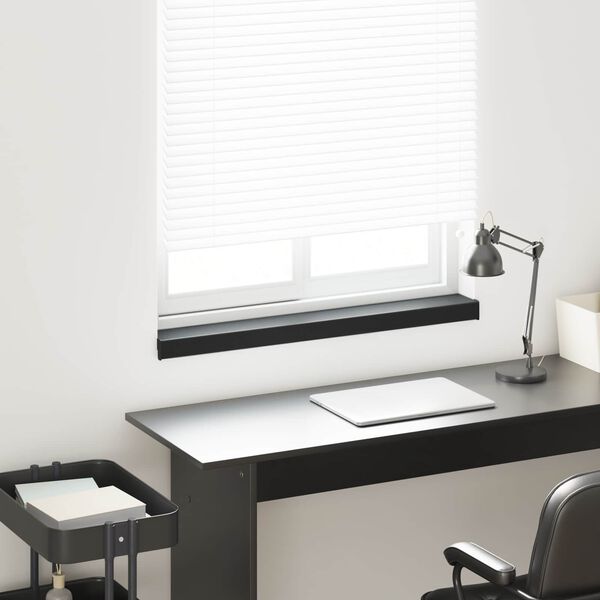 Viser 2 av 13 produktbilde(r)