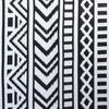 vidaXL Utend&oslash;rs teppe Geometrisk ARAKIL Svart og Hvit 400 &times; 300 cm