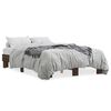 vidaXL Sengeramme brun eik 135x190 cm konstruert tre og metall