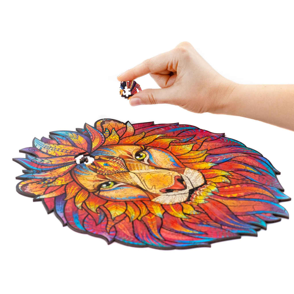 UNIDRAGON Puslespill i tre 192 deler Mysterious Lion Medium 24x31 cm